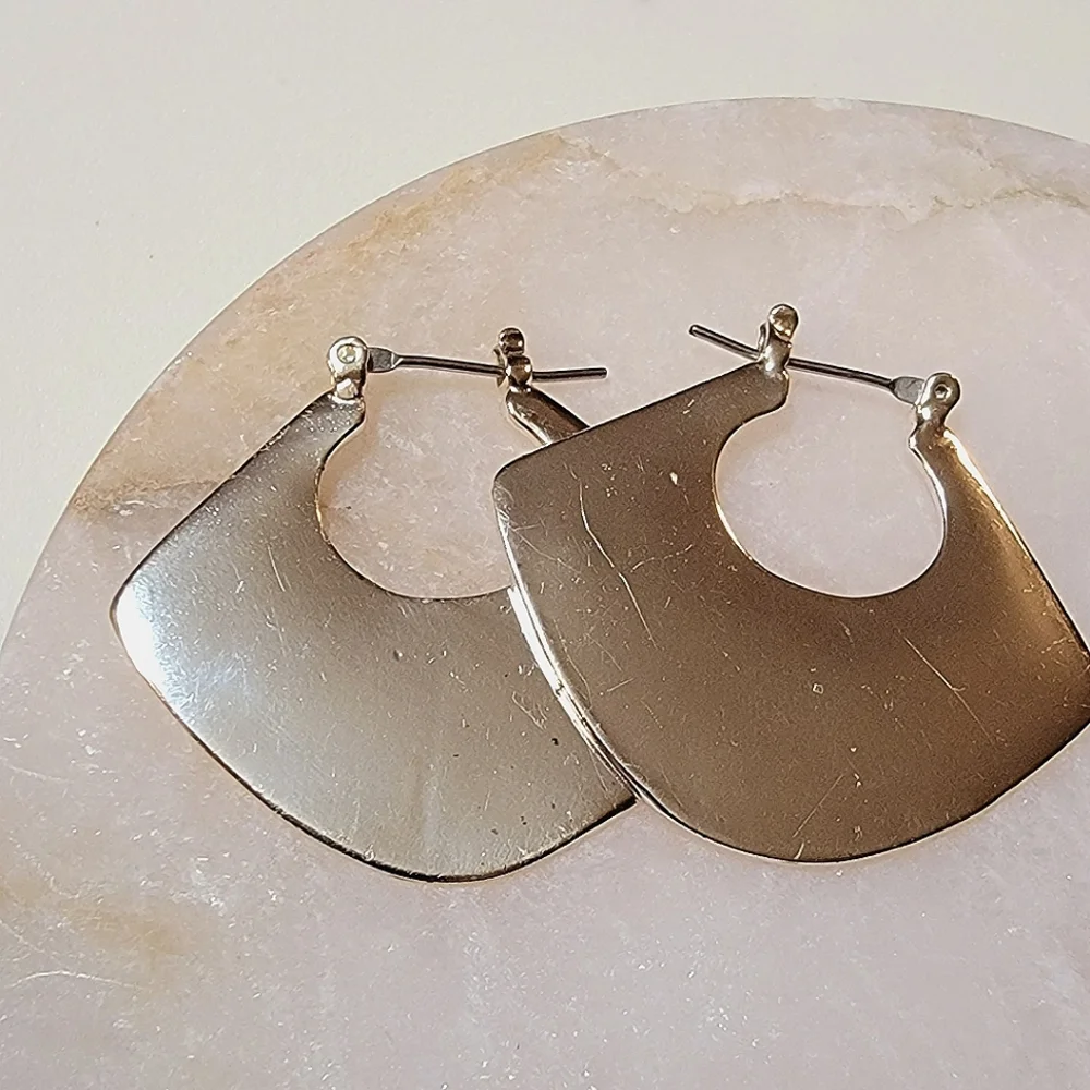 Silver Tone Disc Sweep Hoop Earrings